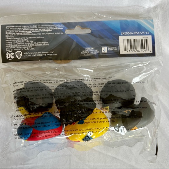 Duckz pack of 3 DC Superheroes- Batman WonderWoman Superman NWT unopened - Picture 7 of 8